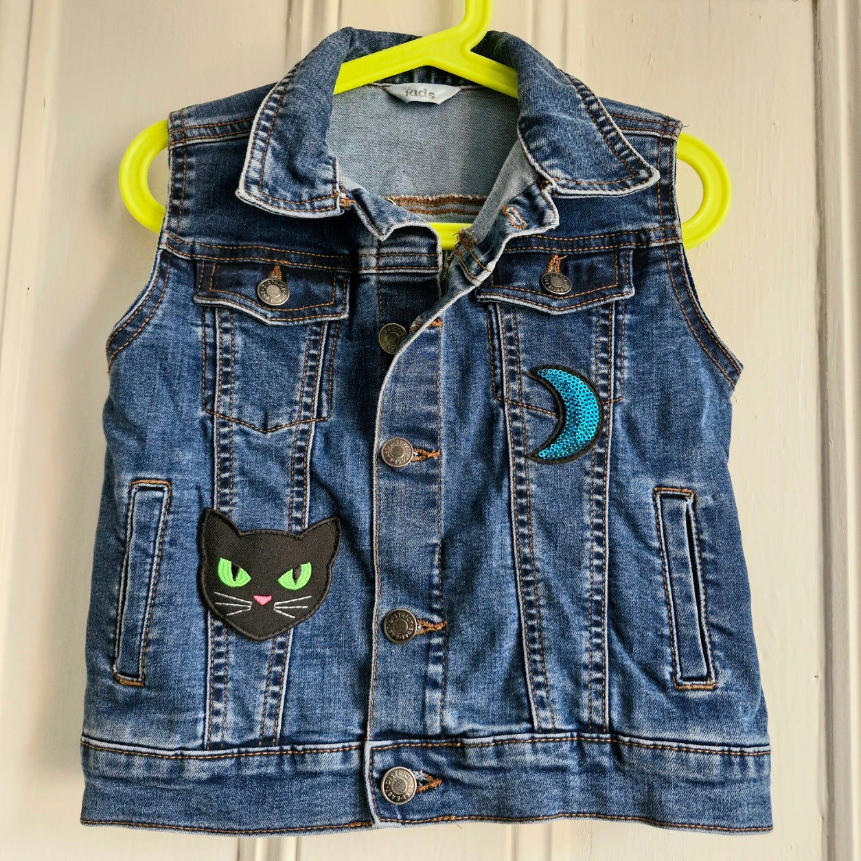 Kid's Cat With Pocket Watch Denim - Age 4-5 years