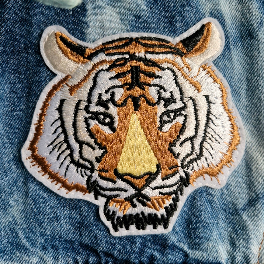 Kids Roaring Leopard - Age 8-9 years