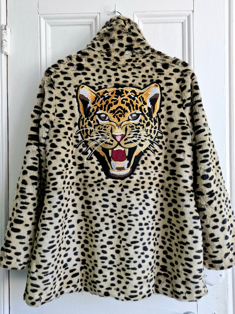 Roaring Leopard Patch (X-Large)