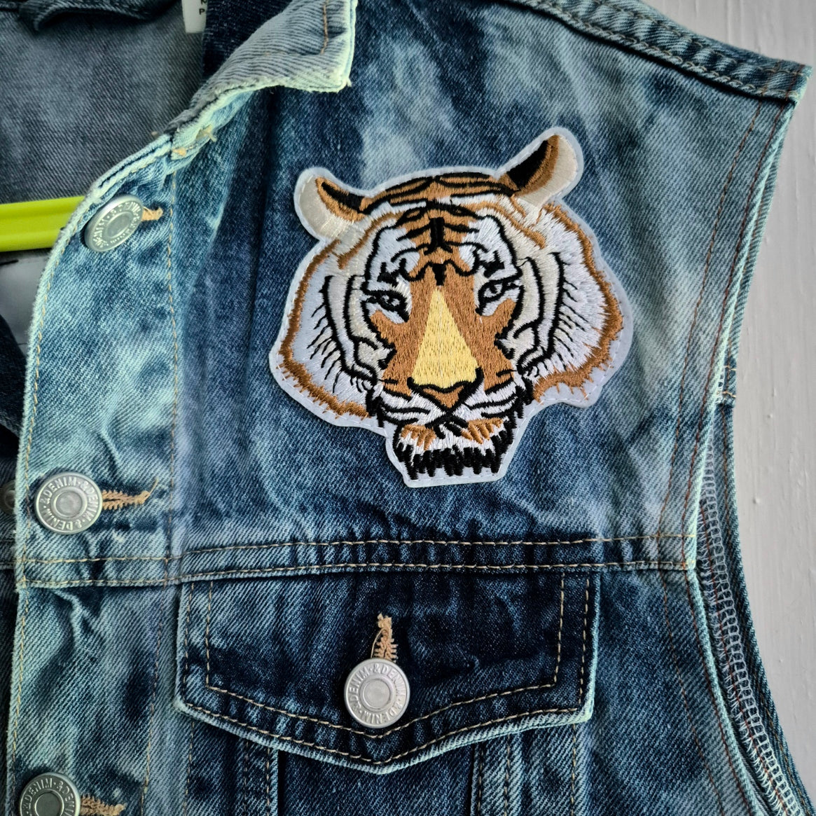Age 10 - 11 Roaring Leopard Denim Festival Jacket
