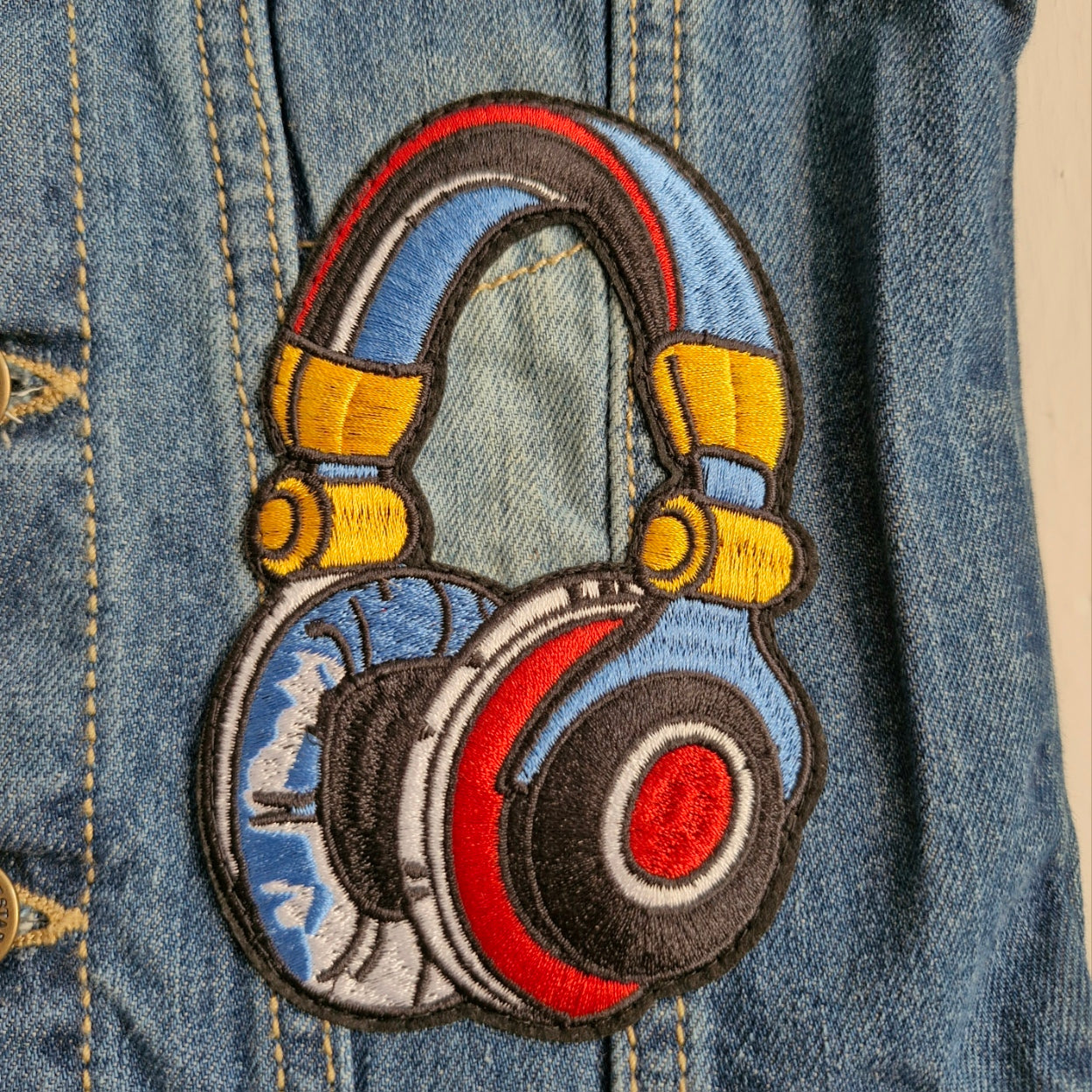 Kid's Wolf Denim - Age 1  1/2-2 years